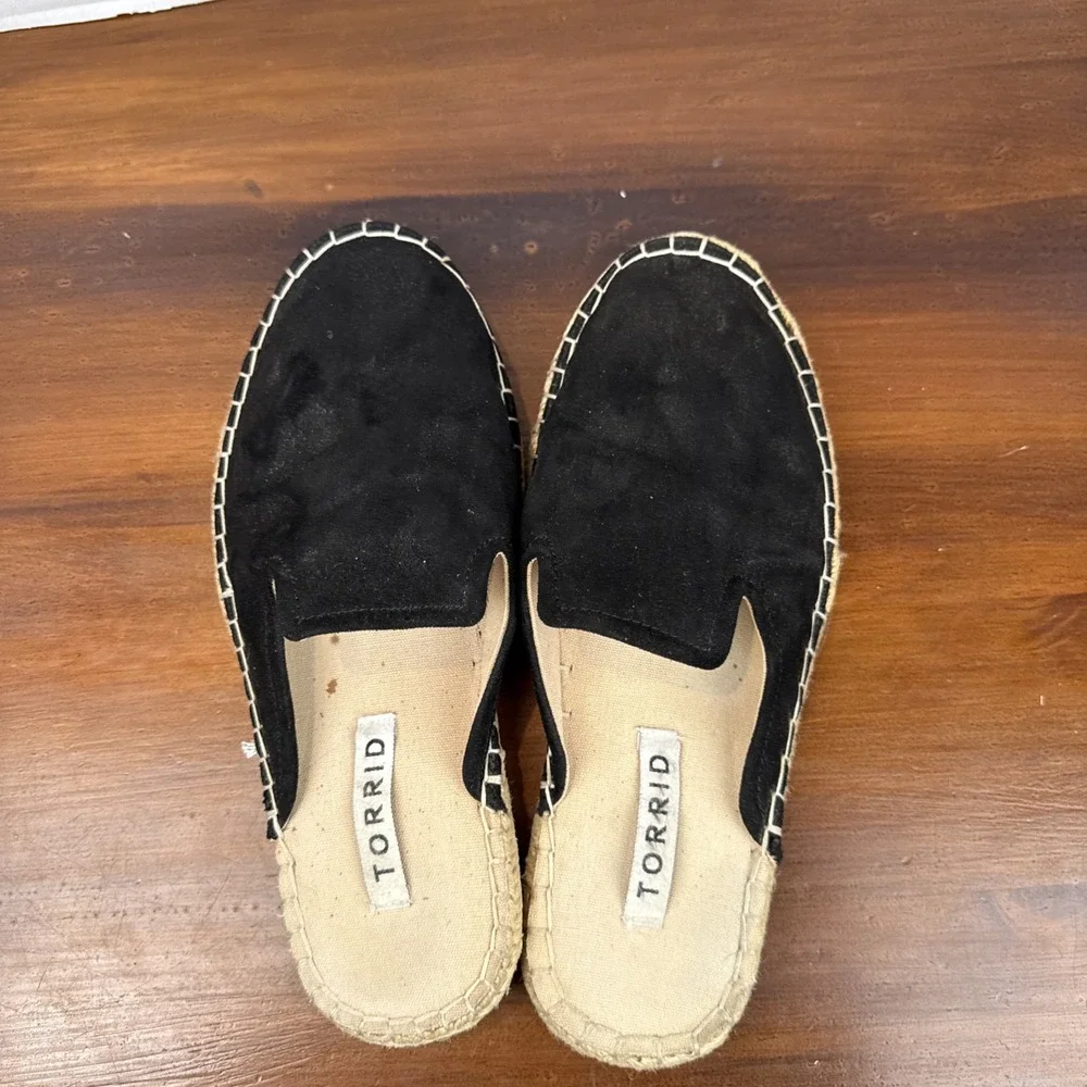 Women's Torrid Black Espadrille‎ Flats Size 7.5WW